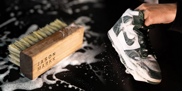 Nettoyage de Chaussures & Tapis